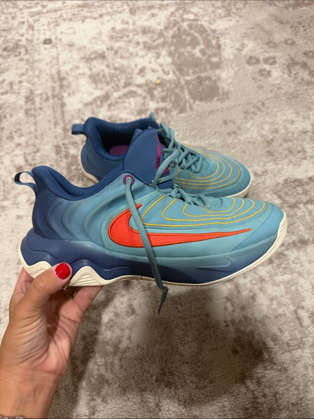 Nike Women's Teal & Orange Wave-Pattern Sneakers